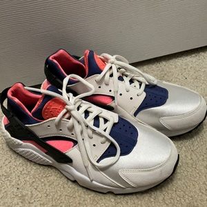 Blue and Pink Nike Huaraches - Women’s 9.5